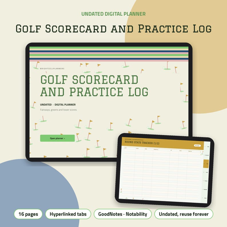 Puede incluir: Un planificador digital sin fecha de tarjeta de puntuaci&oacute;n y registro de pr&aacute;ctica de golf en dos pantallas de tableta. La interfaz tiene un fondo crema con iconos de banderas de golf, botones verdes y una tabla de datos.