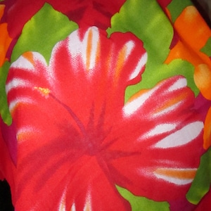 Vintage 1970&#39;s Scarf by Oscar De La Renta Designer Scarf Floral Scarf Collectible Scarf Beautiful Vintage Scarf