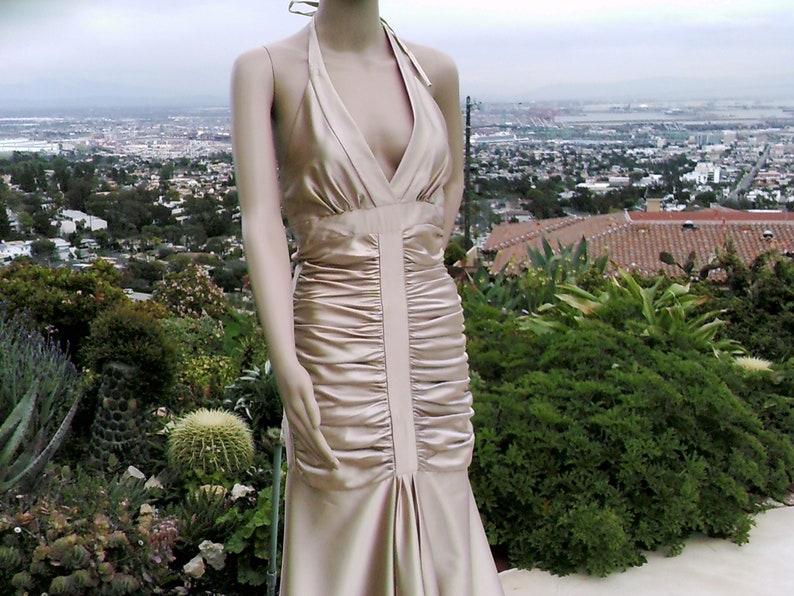 Red Carpet Wedding Full Length Light Golden Satin Halter Goddess Dress 1930/'s Formal Train Mermaid Style Old Hollywood Bridesmaid Prom