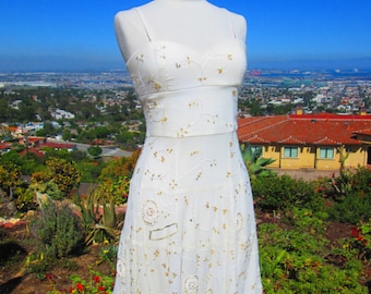 VINTAGE 1980's White Cotton Baby Doll Dress Boho Beach Sparkly Gold Accents Summer Party Cocktail