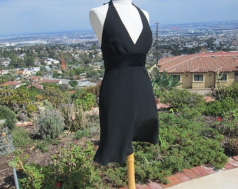 OUTSTANDING Sexy, Vintage 1980's Black Crepe Halter Cocktail Dress Little Black Dress Party Dress Classic Dress LBD Semi Formal Evening