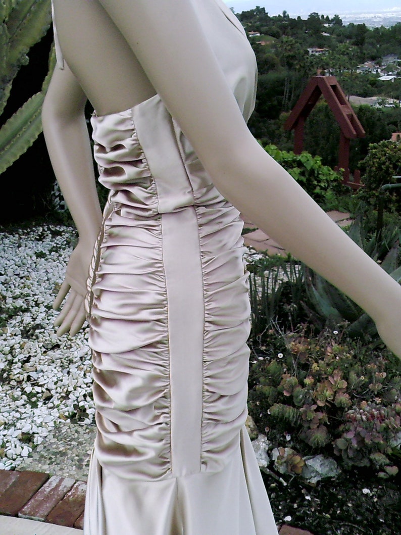 Red Carpet Wedding Full Length Light Golden Satin Halter Goddess Dress 1930/'s Formal Train Mermaid Style Old Hollywood Bridesmaid Prom