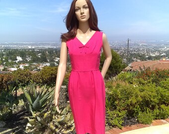 Classy Vintage 1960s Jackie O Style Hot Pink Silk Wiggle Sheath Cocktail Dress Mad Men