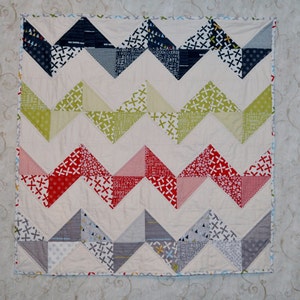 Chevron Baby Quilt Pattern image 3