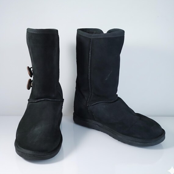 Après by Lamo Size 9 Boots Black Suede Leather Buttons PullOn Fur Lined Mid Calf