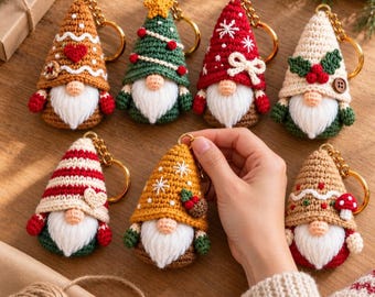 Patrón de ganchillo en PDF para llavero de gnomo, 7 diseños navideños, amigurumis festivos para regalos hechos a mano y detalles para rellenar calcetines navideños.