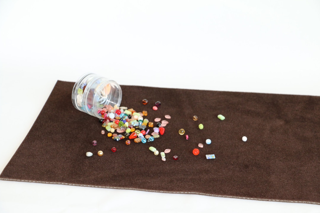 Vellux Bead Mat 22 X 14 Inches Jewelry Work Surface in Chocolate Brown