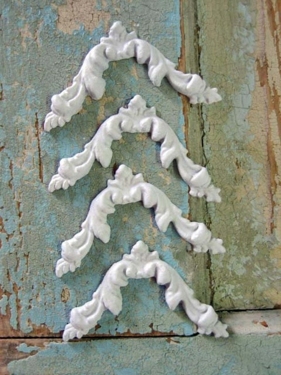 SET OF 4 FURNITURE APPLIQUES-STAINABLE-PAINTABLE-$5.95 NO LIMIT SHIPPING