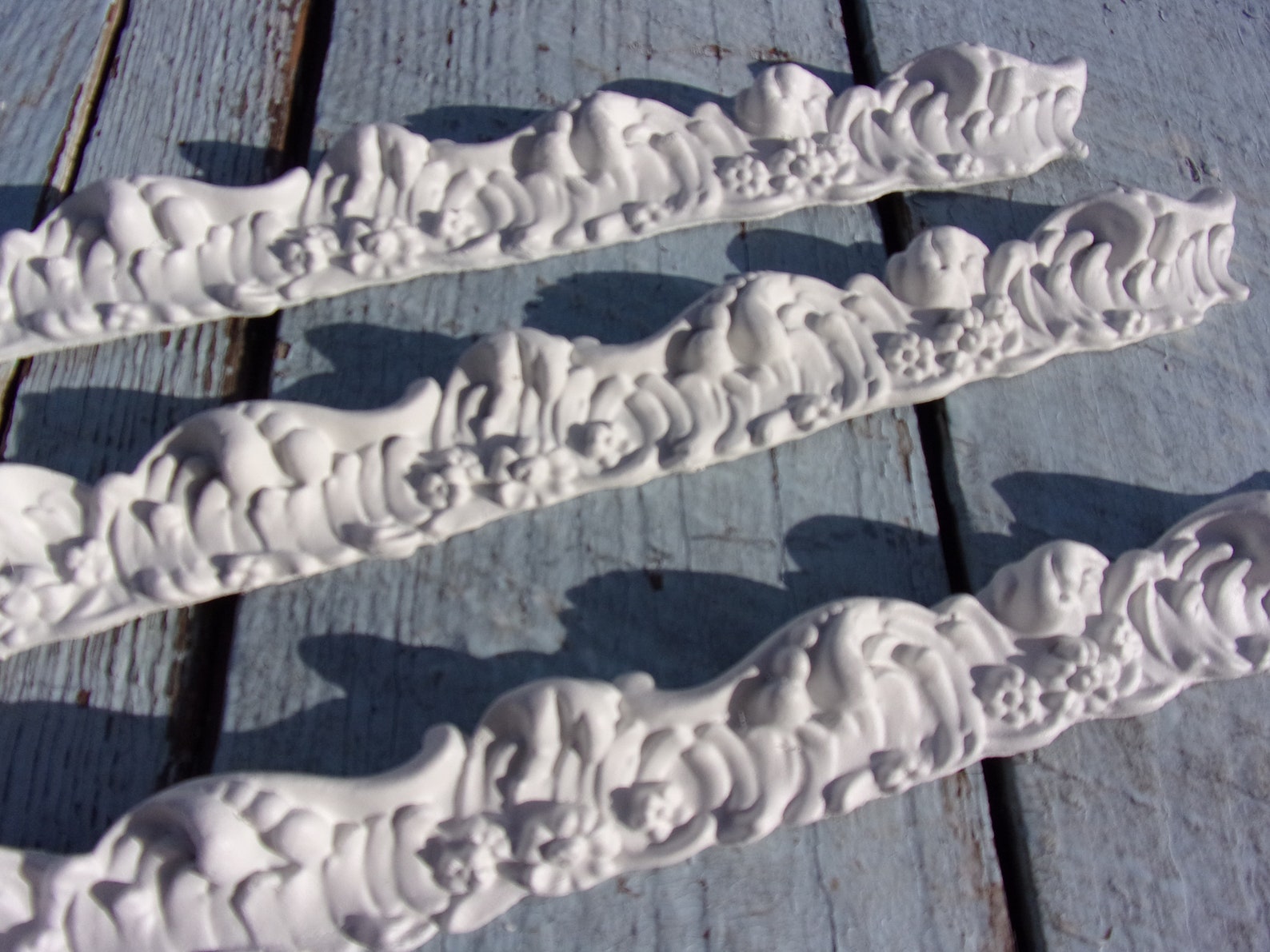 FURNITURE APPLIQUES Vintage FLEXIBLE Molding Onlays Architectural Frame