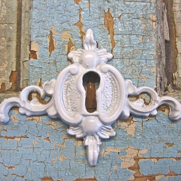 Shabby Chic Furniture Appliques / Shabby Chic keyhole / Cottage / French Chic!