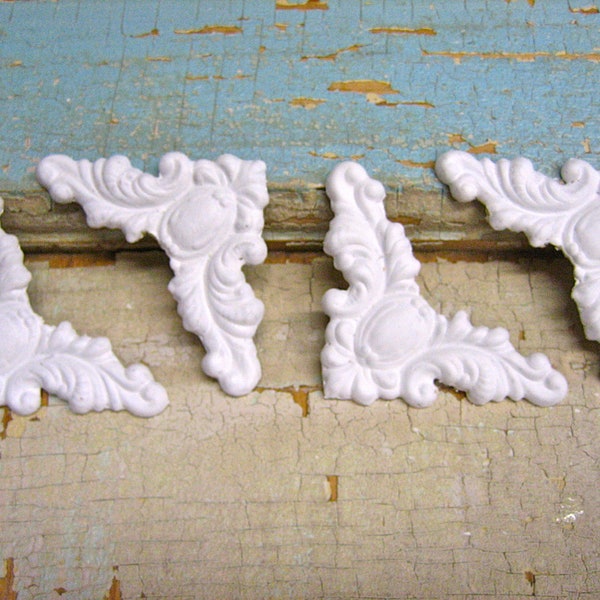 Shabby Chic Architectural Corners (set of 4)