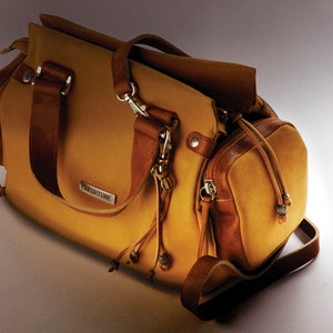 Handmade Luxury Leather Handbag • Fida