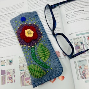 Glasses Case - Felt Floral Case - Felt Glasses Case - Spectacle Case - Sewing Glasses Case - Reading glasses case - Sunglasses Case