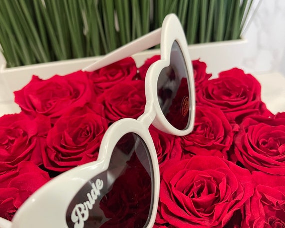 Bride Sunglasses Bachelorette Party Sunglasses Bride Heart  display picture 3