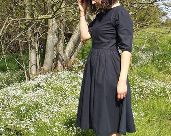 vintage black dress/ 50's dress/ midi length dress/ baby doll dress/ 3/4 sleeves, witchy dress/ dark cottagecore