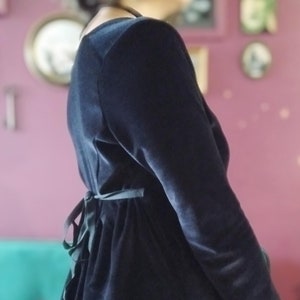regency style dress in black velvet /velvet jersey/ empire cut/ Jane Austen style / Ann Eliott/ long sleeve dress