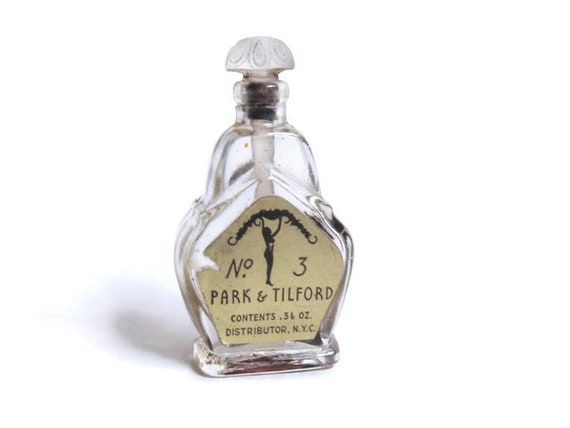perfume bottle nude dauber Perfume bottle nude dauber