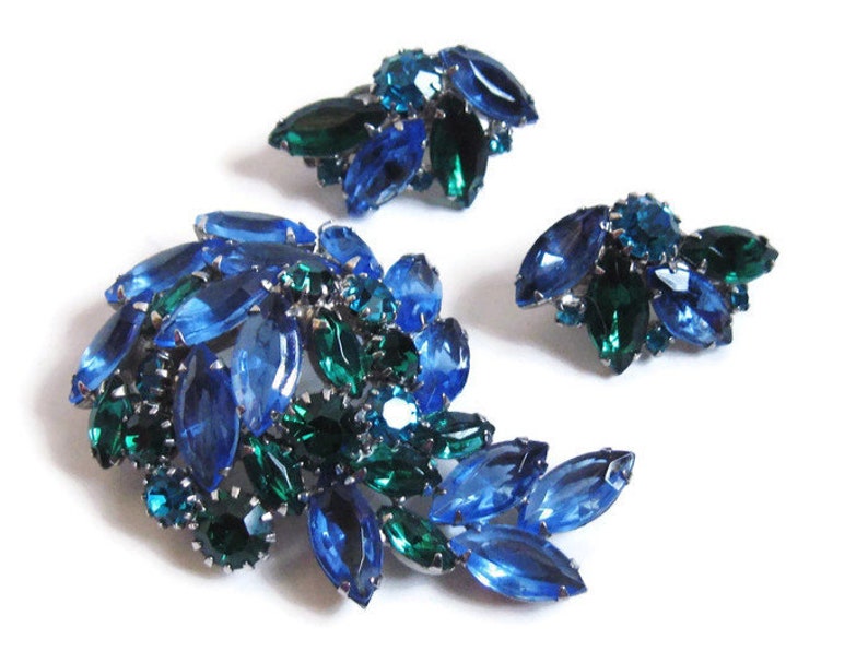 MID CENTURY Vintage WEISS Silver Blue Teal Green Rhinestone Floral Spray Cluster Clip Earrings /& Brooch Pin Downton Gatsby Style Jewelry