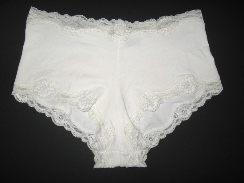 White Lace Floral Ruffle Hot Pink Pirate Skull Crossbones Booty Lingerie Knicker Panties Sz M..Burlesque Steampunk Cosplay Fetish Costume