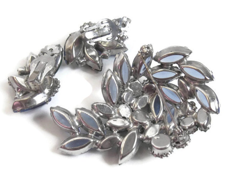 MID CENTURY Vintage WEISS Silver Blue Teal Green Rhinestone Floral Spray Cluster Clip Earrings /& Brooch Pin Downton Gatsby Style Jewelry