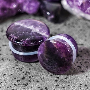 Amethyst Single Flare Stone Plug / Gauge - Single Flare Plugs / Gauges in 3mm (0.12"), 12mm (1/2"), 25mm (1")