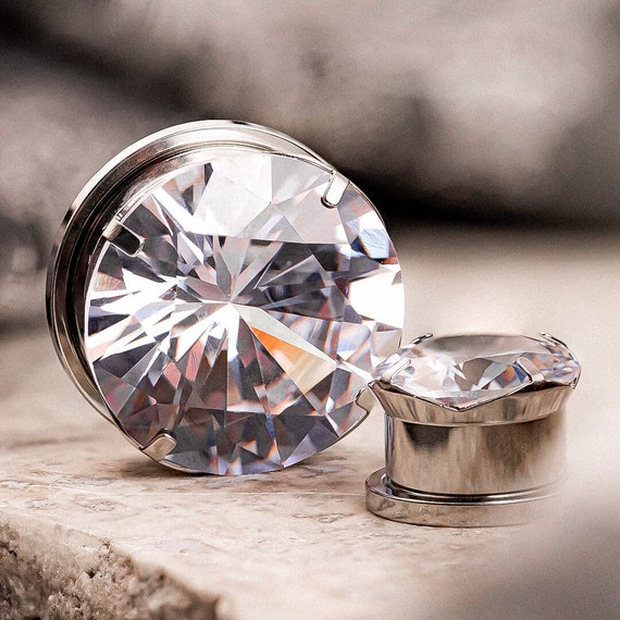 Silver Clear Diamond Plug Gauge Metal Ear Plugs in 6mm 2g 24mm