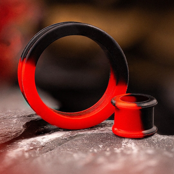 Marble Red & Black Silicone Tunnel / Plug / Gauge