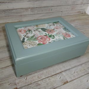 Painted Vintage Musical Jewelry Box-Music Box-Jewelry Box-Painted Jewelry Box-Upcycled Music Box-Gift Idea for Women-Vintage Jewelry Storage
