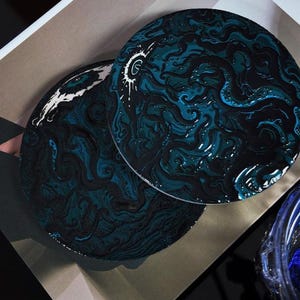 Abyssal Eye Ceramic Coaster, Cthulhu Mythos Drink Mat, Dark Academia Desk Decor, Gothic Ocean Tentacle Trivet, Lovecraft Bookish Gift