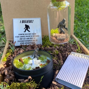 SASQUATCH CANDLE Gift Box/Bigfoot Candle/Gift for Nature Lover/Ornament/Outdoors Person/John Muir/Mountains Calling/Gift for Hiker/Camping