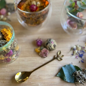 Blooming Tea Balls with Loose Tea Flowers/Gift for Tea Lovers/Tea in a Corked Reusable Jar/Blooming Flower Tea/Tea Gifts/Herbal Variety Tea image 5