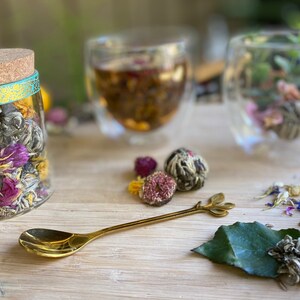 Blooming Tea Balls with Loose Tea Flowers/Gift for Tea Lovers/Tea in a Corked Reusable Jar/Blooming Flower Tea/Tea Gifts/Herbal Variety Tea image 3