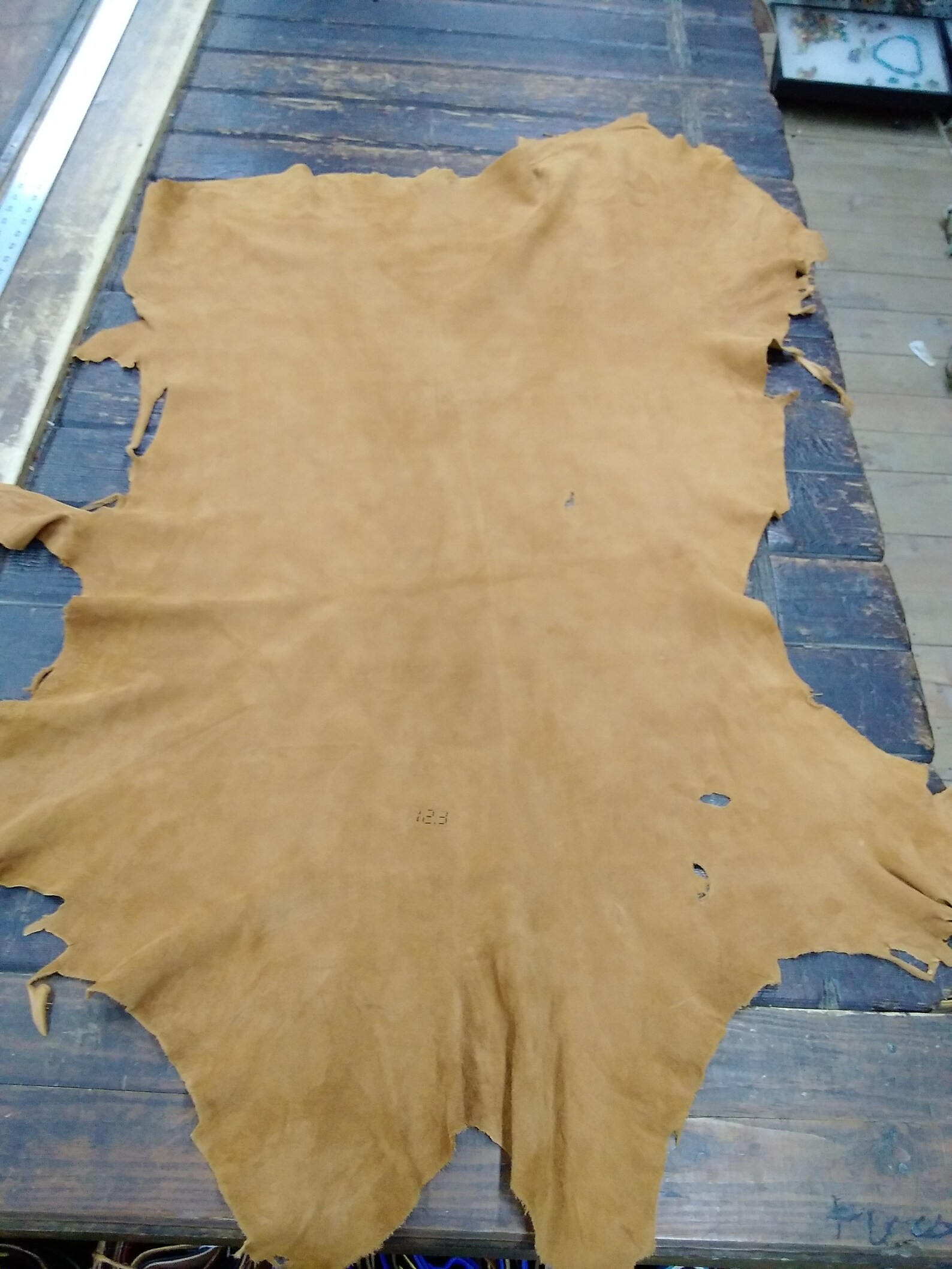 Deerskin / deer leather / Buckskin hide / saddle color / | Etsy