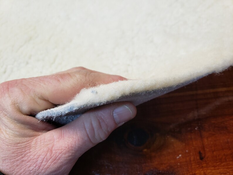 sheep skin shearing creme color nice fluffy hides S1 911