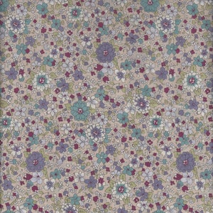 Floral (312691 Col A ) from the Yuwa Lawn 60 Live Life  Collection