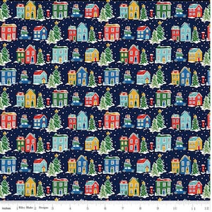 Pode incluir: Um padrão repetitivo de casas coloridas, árvores de Natal e carros com presentes em um fundo azul marinho. As casas são de várias cores, incluindo vermelho, amarelo, azul e verde. Flocos de neve brancos estão espalhados.