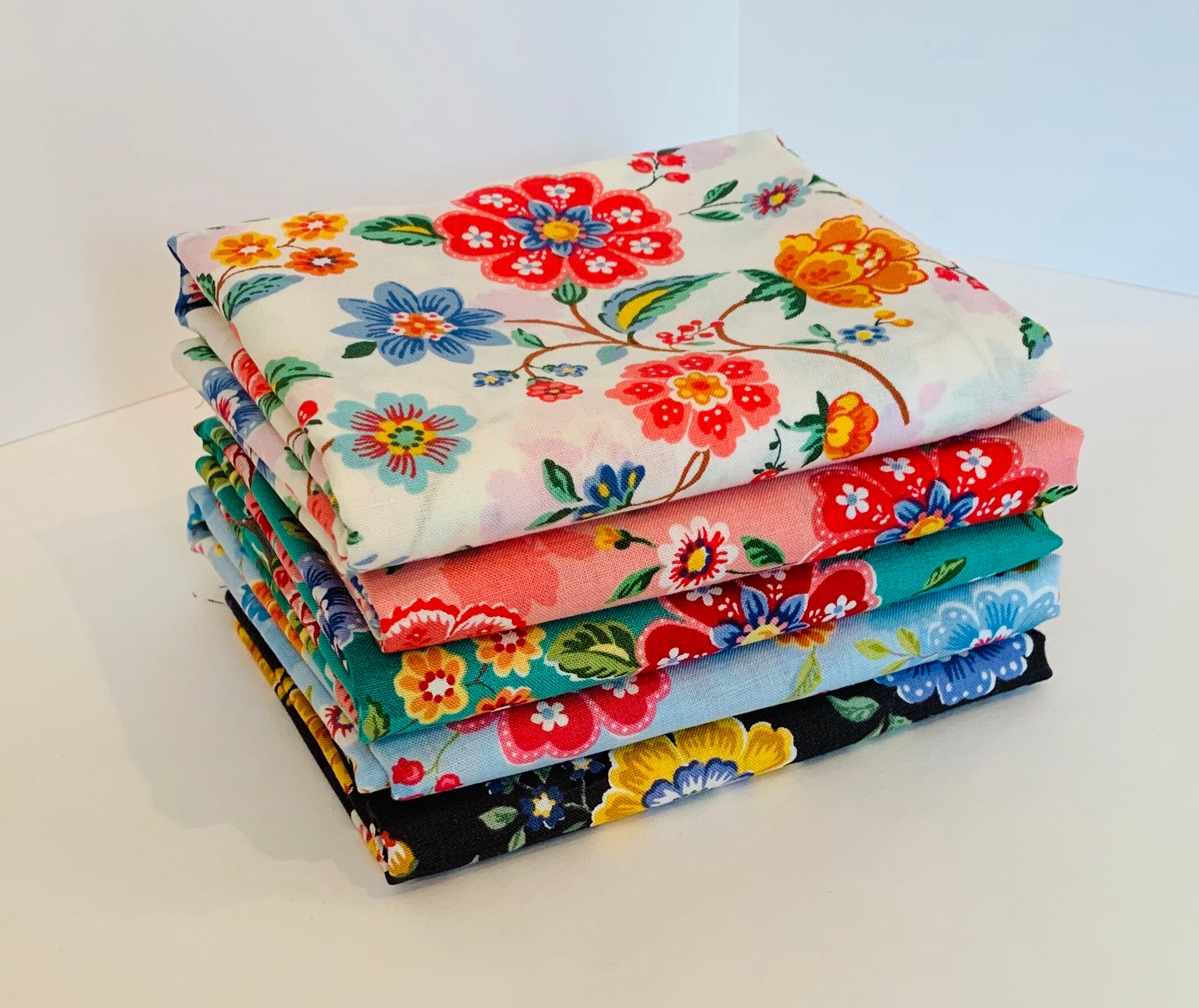 Fleur de Charme Color E by Atsuko Matsuyama for Yuwa of Japan