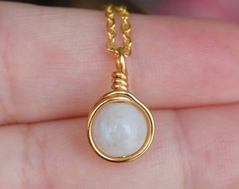 Simple Moonstone Necklace , Rainbow Moonstone Pendant , June Birthstone Necklace