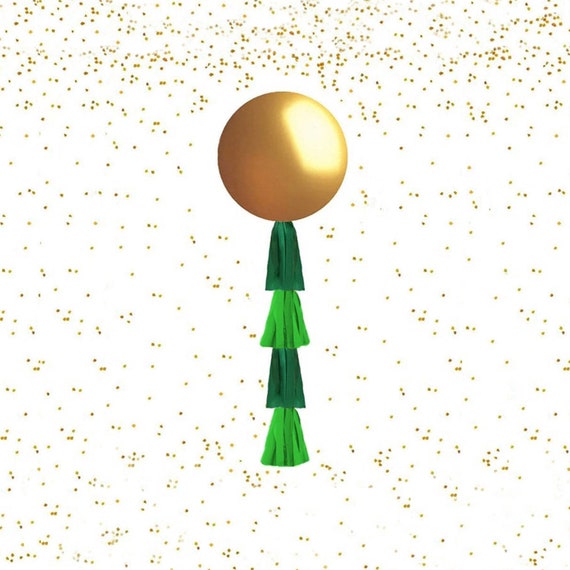 Christmas Gender Reveal Balloon Green and gold, Gender Reveal Balloon with Tassel, Gender Reveal Ideas, Gender Reveal Party