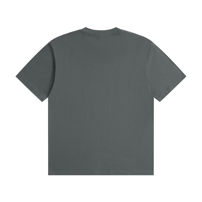 Zakochany - Minimalistyczny T-shirt z białym tekstem zdjęcie 10