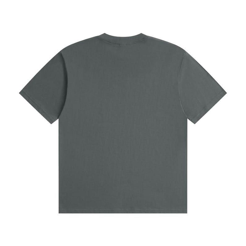 Waar is Brandon? - Grafisch T-shirt met zwarte tekst afbeelding 14