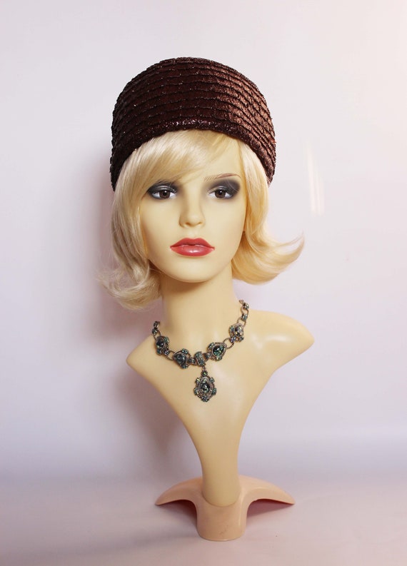 Chapeau Bonnet Burlesque – Plumes Blanches, Cabaret, Original (Femme)