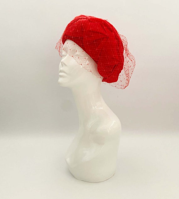 Vintage Red Velvet Beret Hat: Veiled Ascot Races Hat, Made  display picture 1