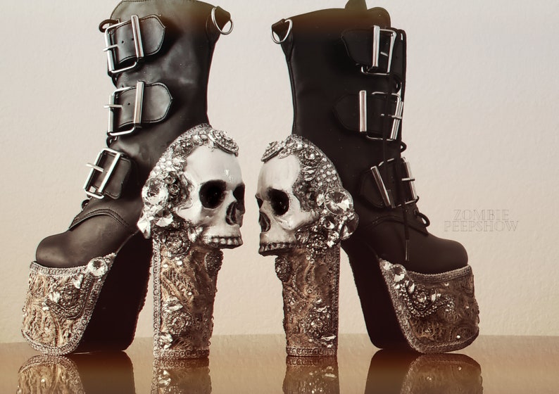 decimator skull boots