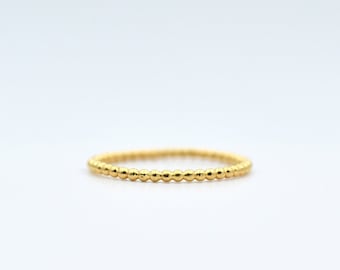 Sierlijke stapelring met stippen, 14k goud of sterlingzilver, handgemaakt