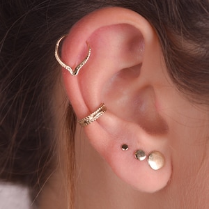 Solid 14k Gold Studs Gift For Her Rose Gold earrings Yellow Gold Stud Earring Polished Stud Matte 14k Gold Circle Studs Tiny Pebble