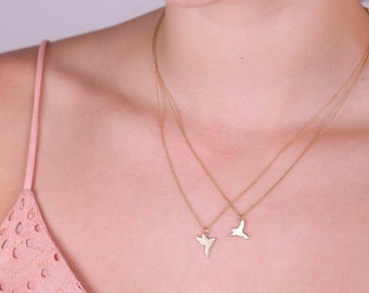 Flying Birds Necklace, 14k Gold Birds necklace, 14k Solid Gold Dove Necklace, Love Necklace