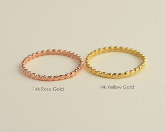 14k massief gouden kralenring, sierlijk stapelbandje