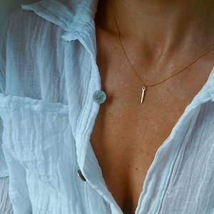 14k Gold Bar Pendant, 14k Gold Vertical Rectangle Bar, 14k Gold Line Bar Charm, Layering Necklace, Tiny Gold Pendant