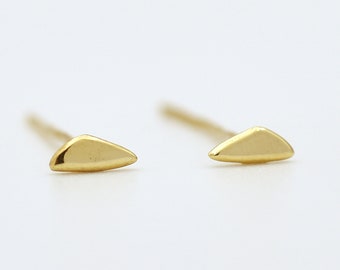 Tiny Solid 14k Gold Pebble Earrings, Pair of Yellow /Rose Gold Dot Studs, Minimalist Earrings, Geometric Gold Stud Earrings, Christmas Gifts